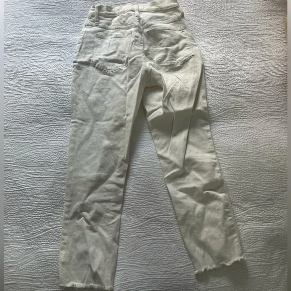 Madewell High-Rise Slim Boyjean in Tile White - Picture 6 of 9